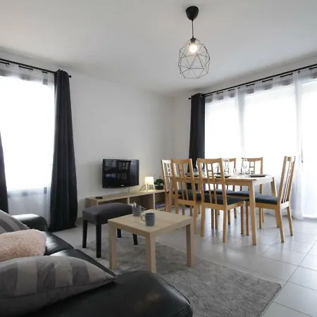Apartmán Lumineux 4p/8 Pers, 2 Terrasses, Parking Prive, Coeur De - Fr-1-330c-119 *